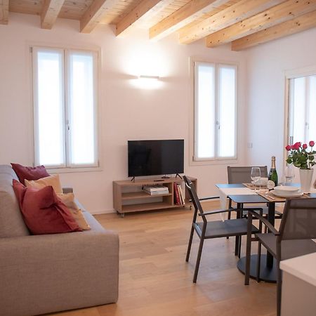 Amendola City View Apartments Suite Romantica Комо Екстериор снимка