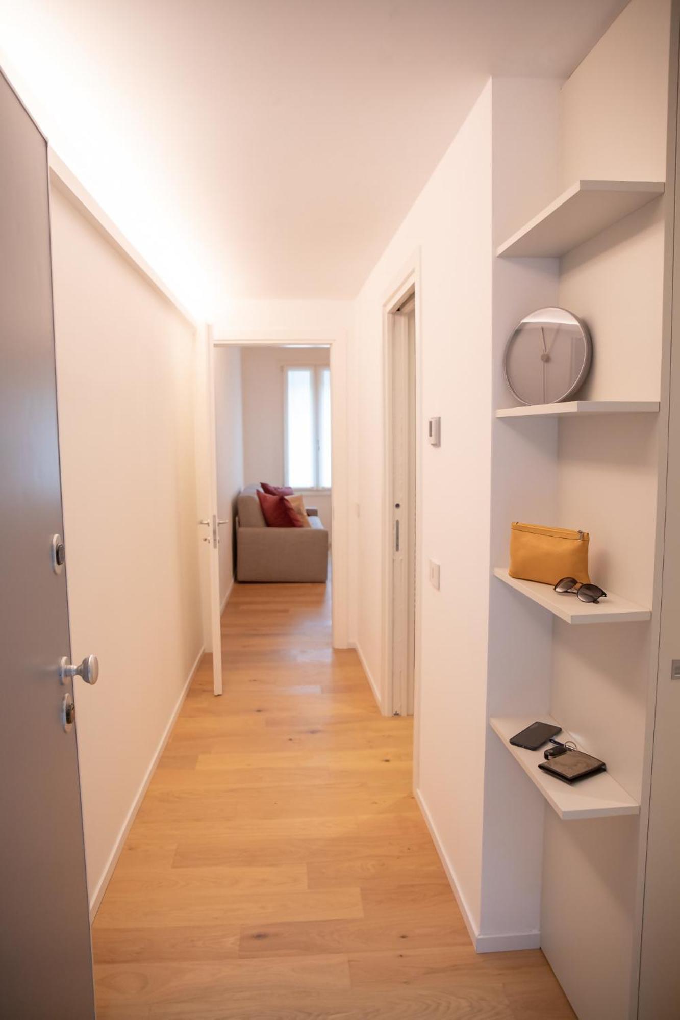 Amendola City View Apartments Suite Romantica Комо Екстериор снимка